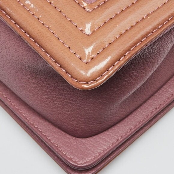 Chanel Purple Quilted Chevre and Patent Leather Medium Boy Bag - Picture 5 of 11